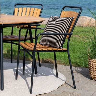 Chaise de salle à manger en teck naturel avec cadre noir Chaise de salle à manger en teck naturel avec cadre noir