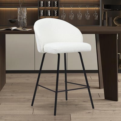 Tabouret de bar June Bouclé Blanc | Pieds en métal | H87 x L52 x P51 cm Tabouret de bar June Bouclé Blanc | Pieds en métal | H87 x L52 x P51 cm