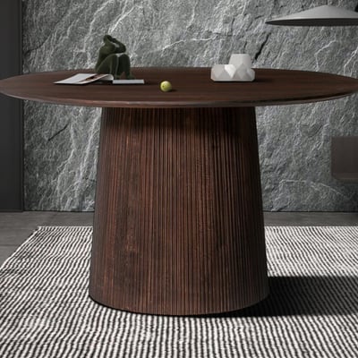 Table ronde Miguel marron foncé | Bois de mango massif | 76H x 130W x 130D cm Table ronde Miguel marron foncé | Bois de mango massif | 76H x 130W x 130D cm