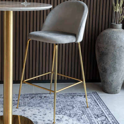 Chaise de bar Lausanne en velours gris avec pieds en laiton Chaise de bar Lausanne en velours gris avec pieds en laiton