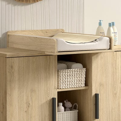 Planche à langer Sammie - 72x53x14cm - décor chêne Planche à langer Sammie - 72x53x14cm - décor chêne