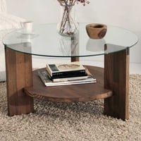 Table basse élégante en noyer, verre trempé et bois massif