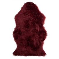 Tapis imitation fourrure rouge