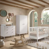 Chambre bébé Forrest: lit bébé 70x140cm, commode avec planche à langer, armoire - bois de hêtre blanc