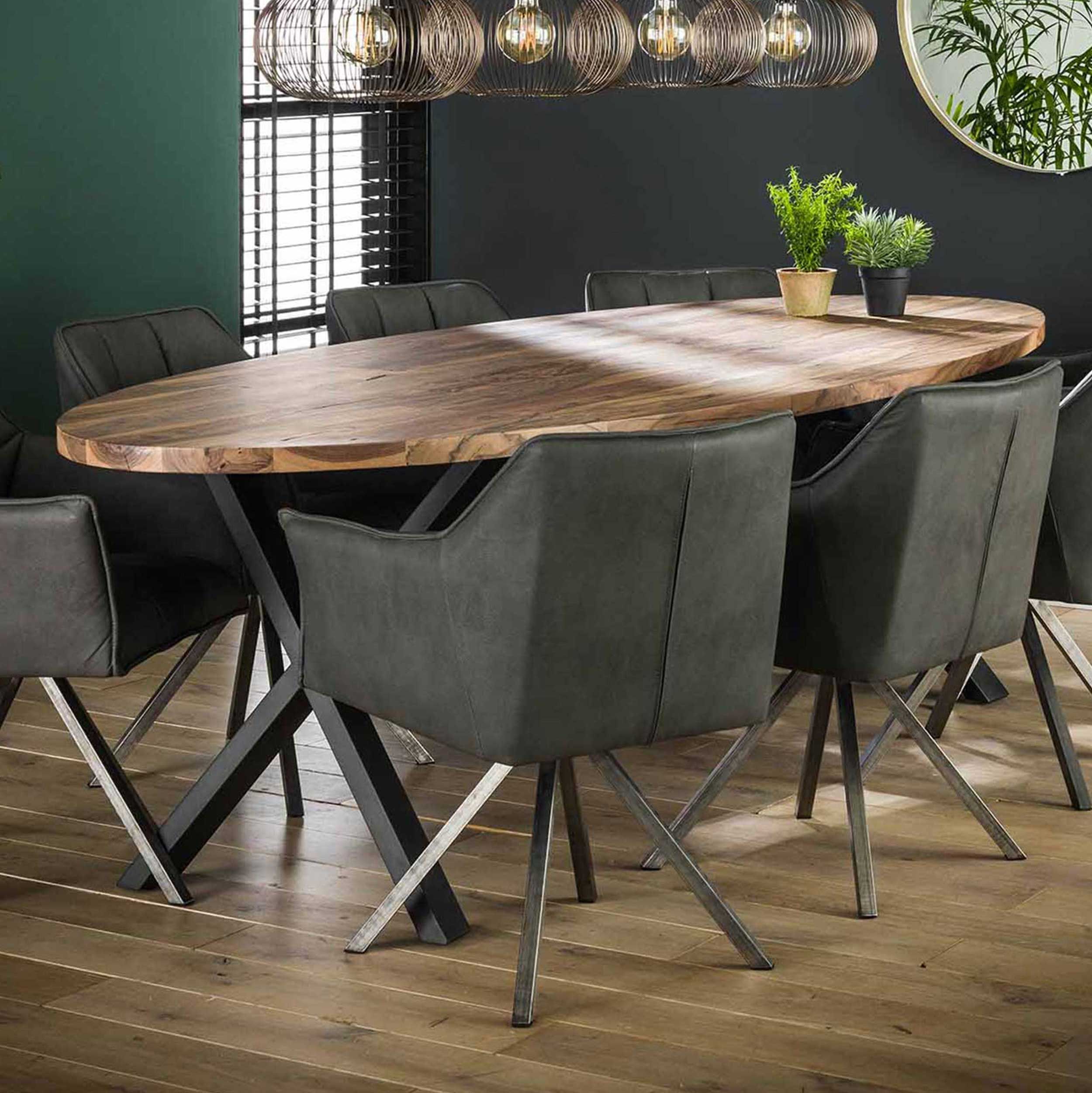 Table de salle à manger ovale en bois massif de style nordique