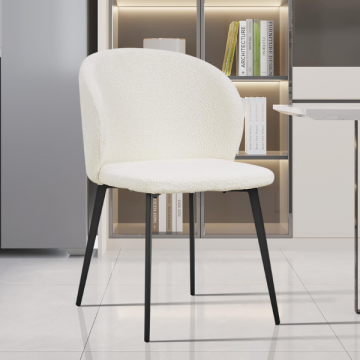 Chaise bouclée blanche 'Toledo' | Pieds en métal | H80 x L51 x P55 cm